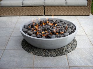 A Complete Guide to Fire Pits: Safety, Types, and Maintenance Tips